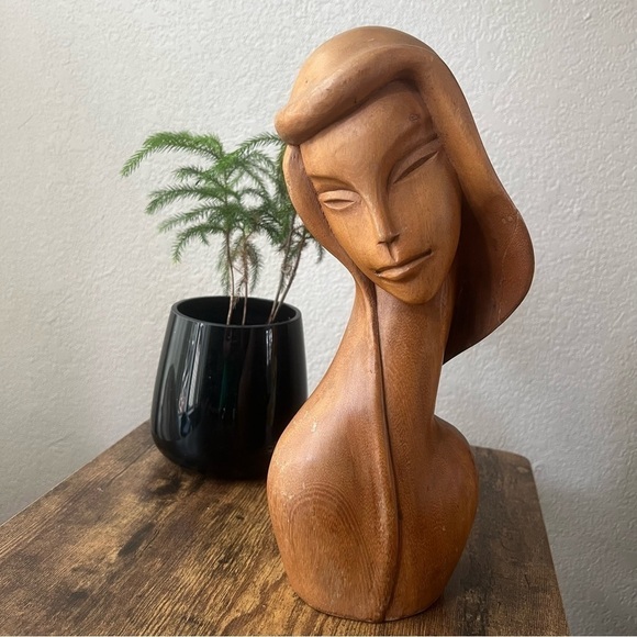 MCM Vintage Wooden Woman Sculpture - Picture 12 of 12
